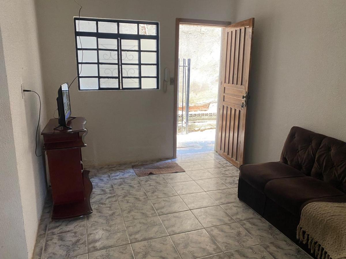 Apartamento Inteiro Central 2 Quartos E Kitnet Inteira 01 Quarto Ponta Grossa  Eksteriør bilde